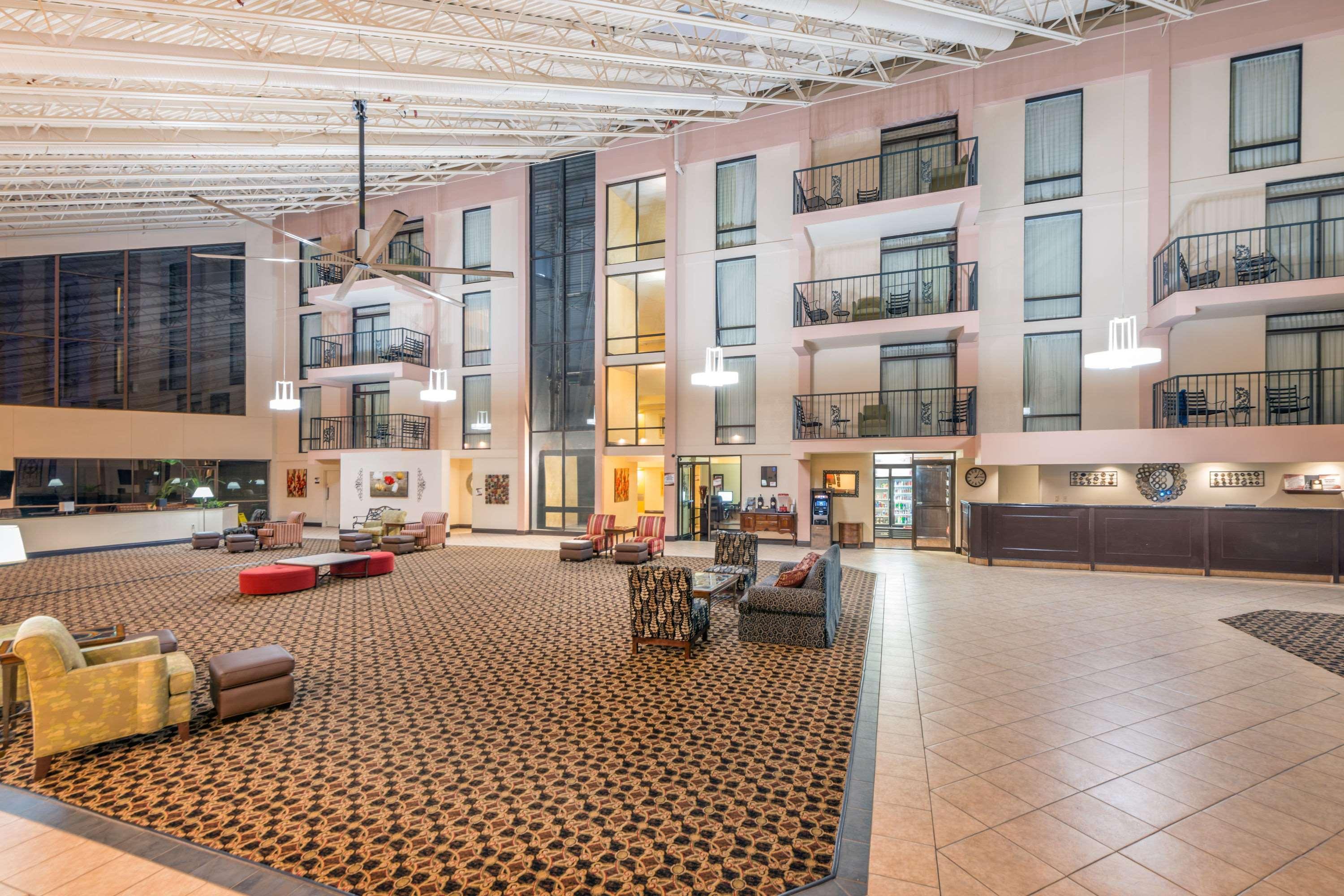 Wyndham Garden Stillwater Esterno foto